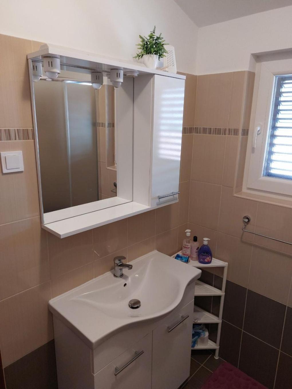 Apartment Silvana Božava エクステリア 写真