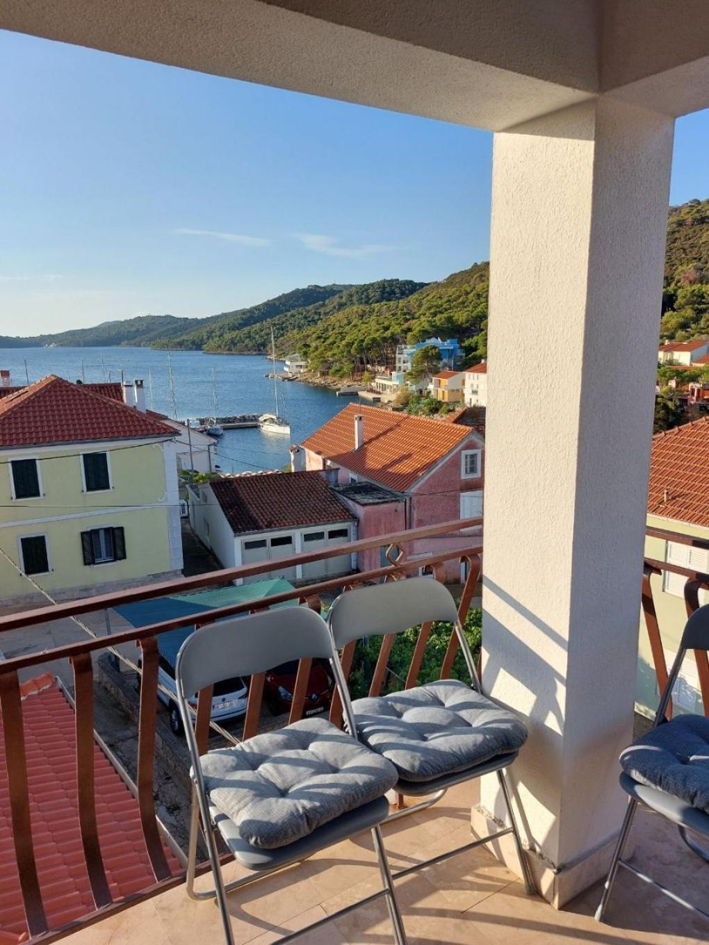 Apartment Silvana Božava エクステリア 写真